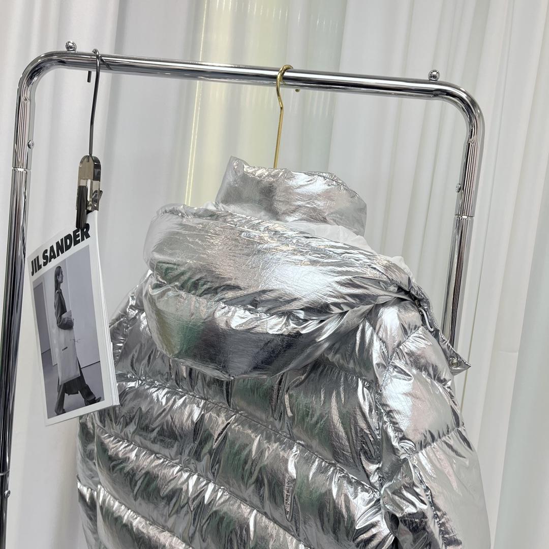 Moncler Maya 70 Short Down Jacket - PerfectKickZ