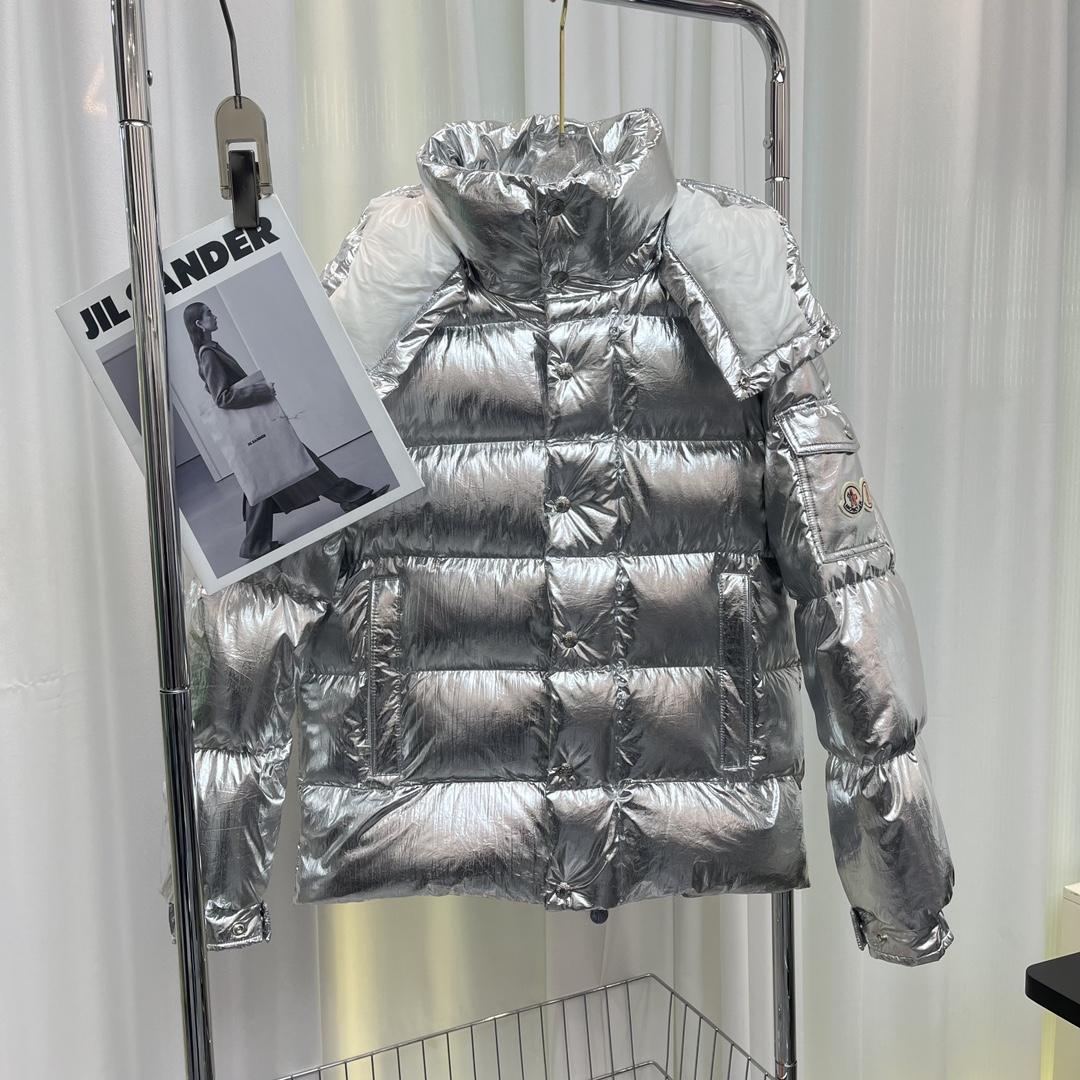 Moncler Maya 70 Short Down Jacket - PerfectKickZ