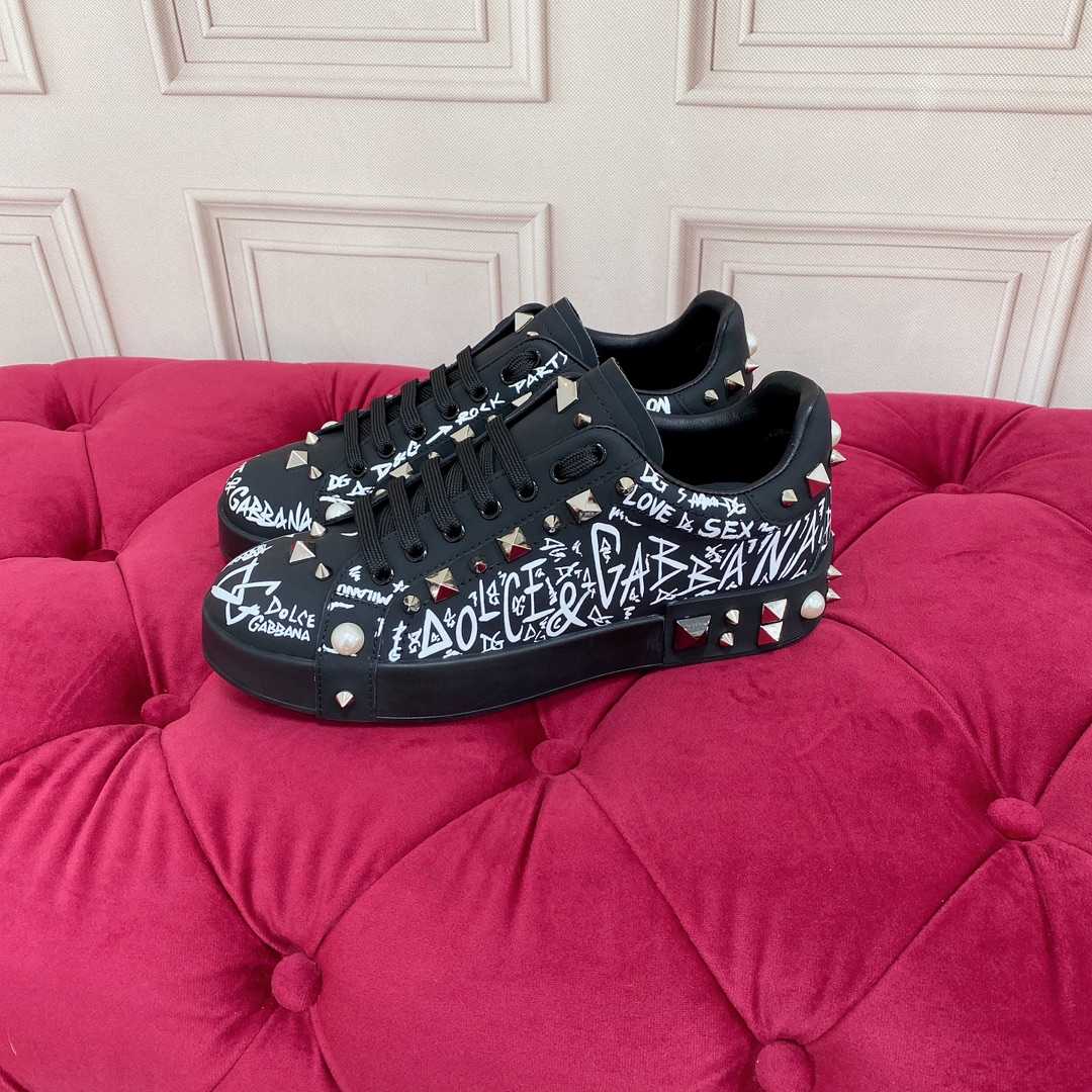 Dolce & Gabbana Calfskin Nappa Portofino Sneakers With Studs - PerfectKickZ