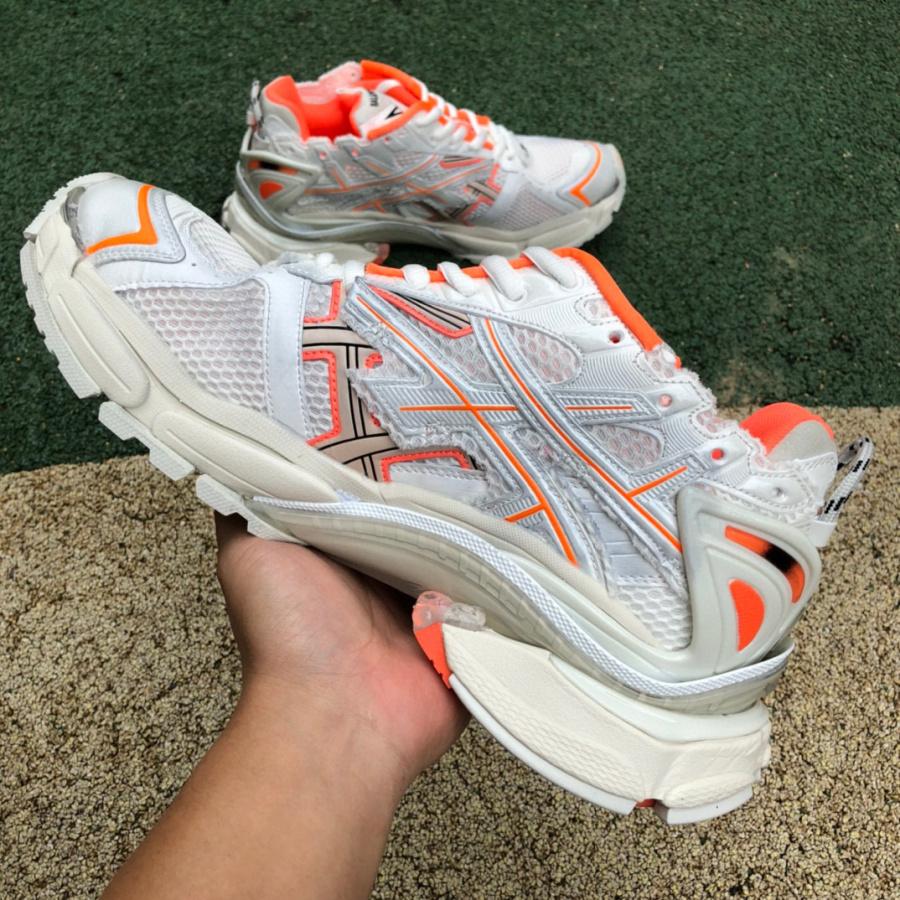 Balenciaga Runner Sneaker In Fluo Orange - PerfectKickZ