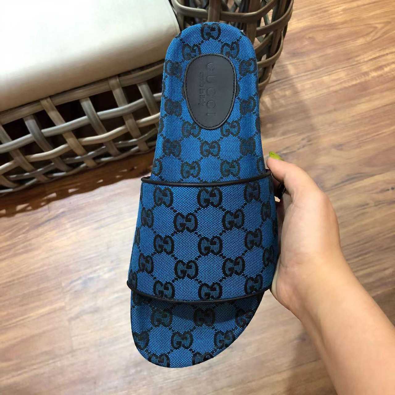 Gucci Men's GG Canvas Slide Sandal - PerfectKickZ