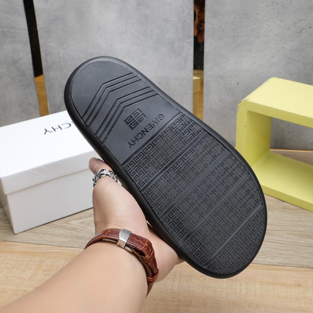 Givenchy 4G Logo Rubber Slides Sandals - PerfectKickZ