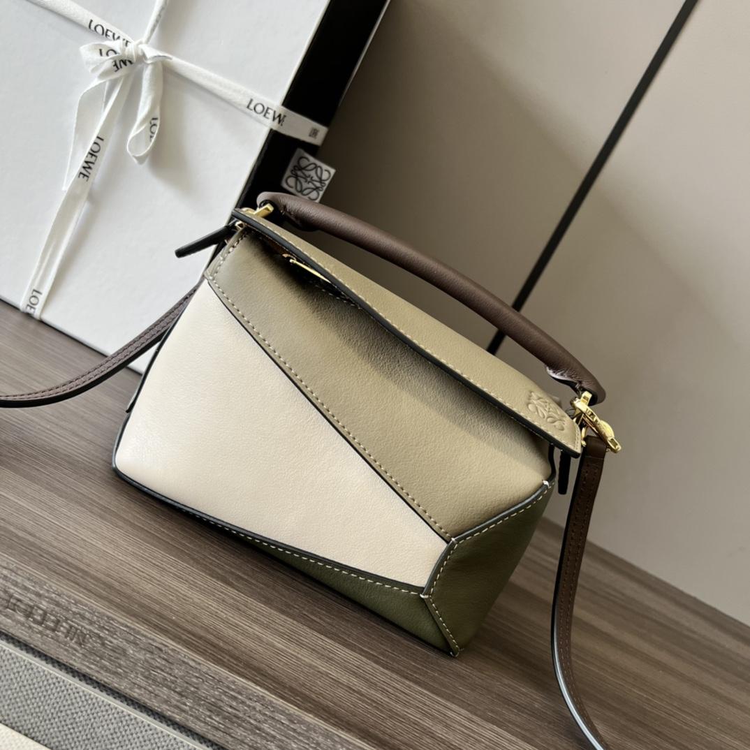 Loewe Mini Puzzle Edge In Nappa Calfskin - PerfectKickZ