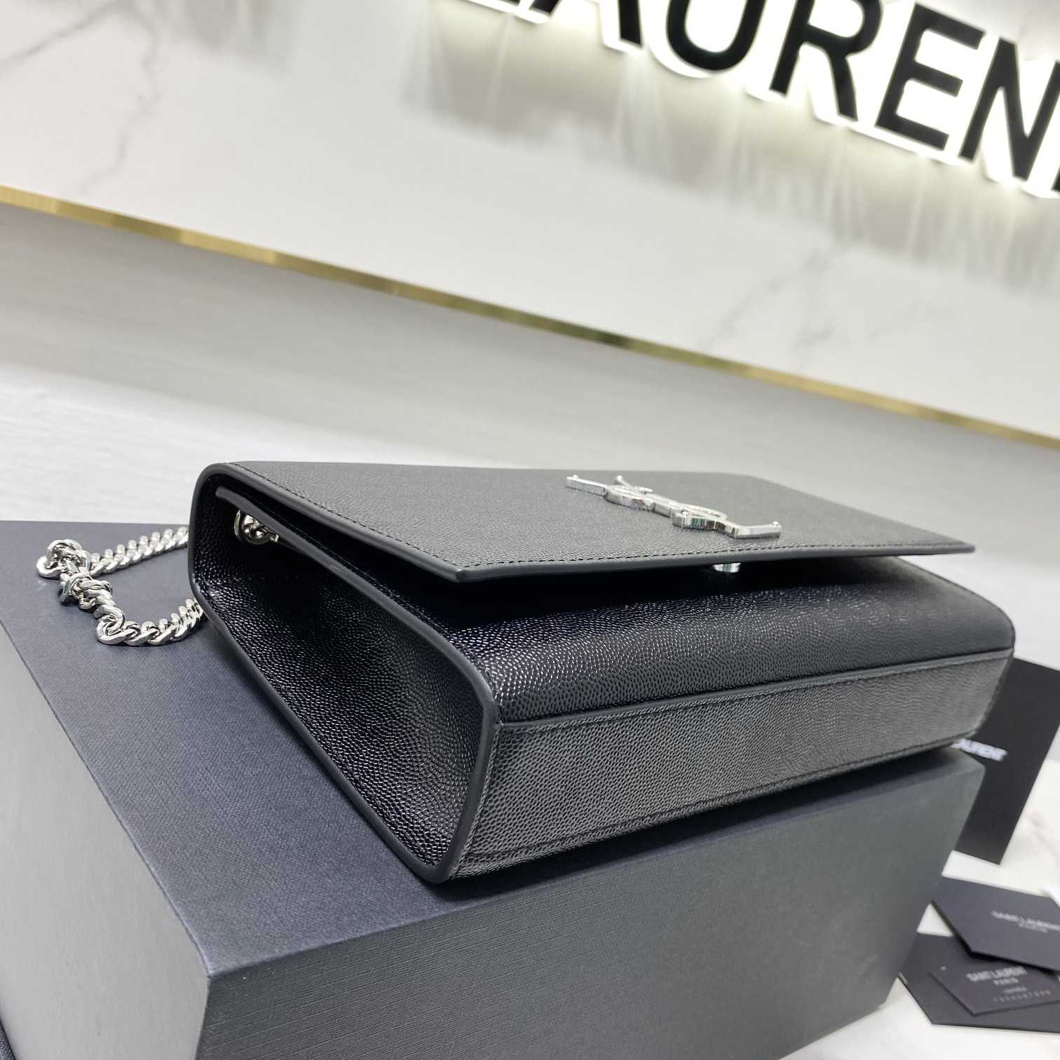 Saint Laurent Kate Medium Chain Bag In Grain De Poudre Embossed Leather - PerfectKickZ