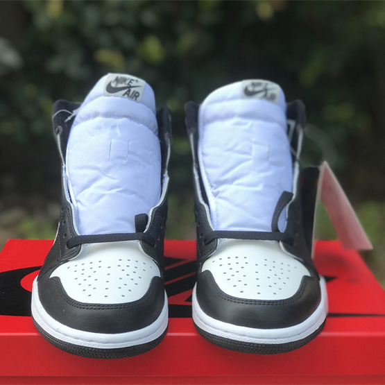 Air Jordan 1 ’85 Hi “Panda”Sneaker         BQ4422-001  - PerfectKickZ