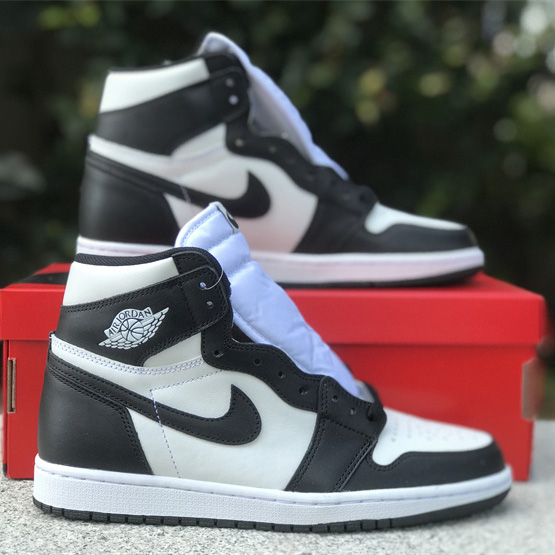 Air Jordan 1 ’85 Hi “Panda”Sneaker         BQ4422-001  - PerfectKickZ