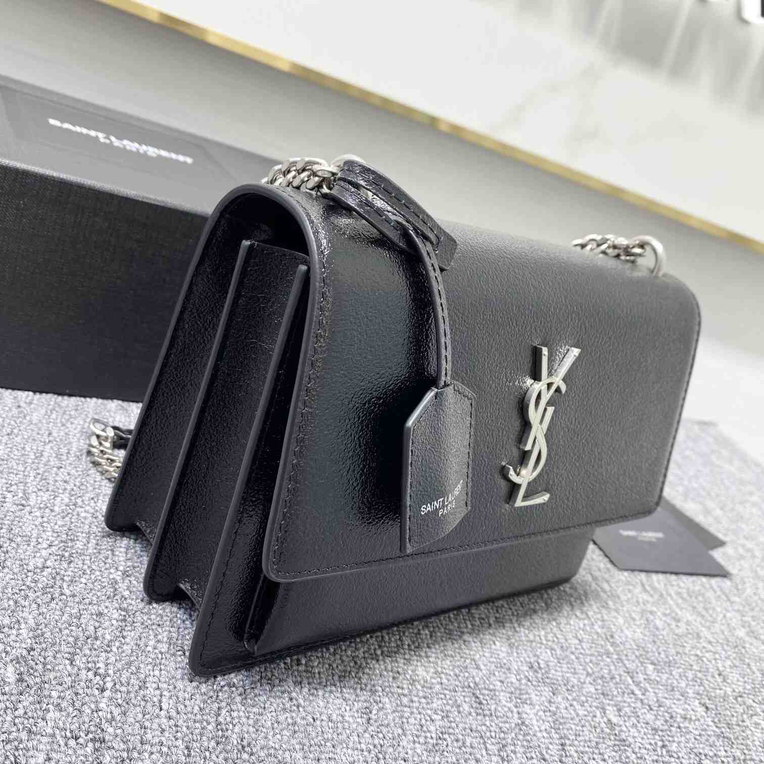 Saint Laurent Sunset Medium Chain Bag In Smooth Leather  - 