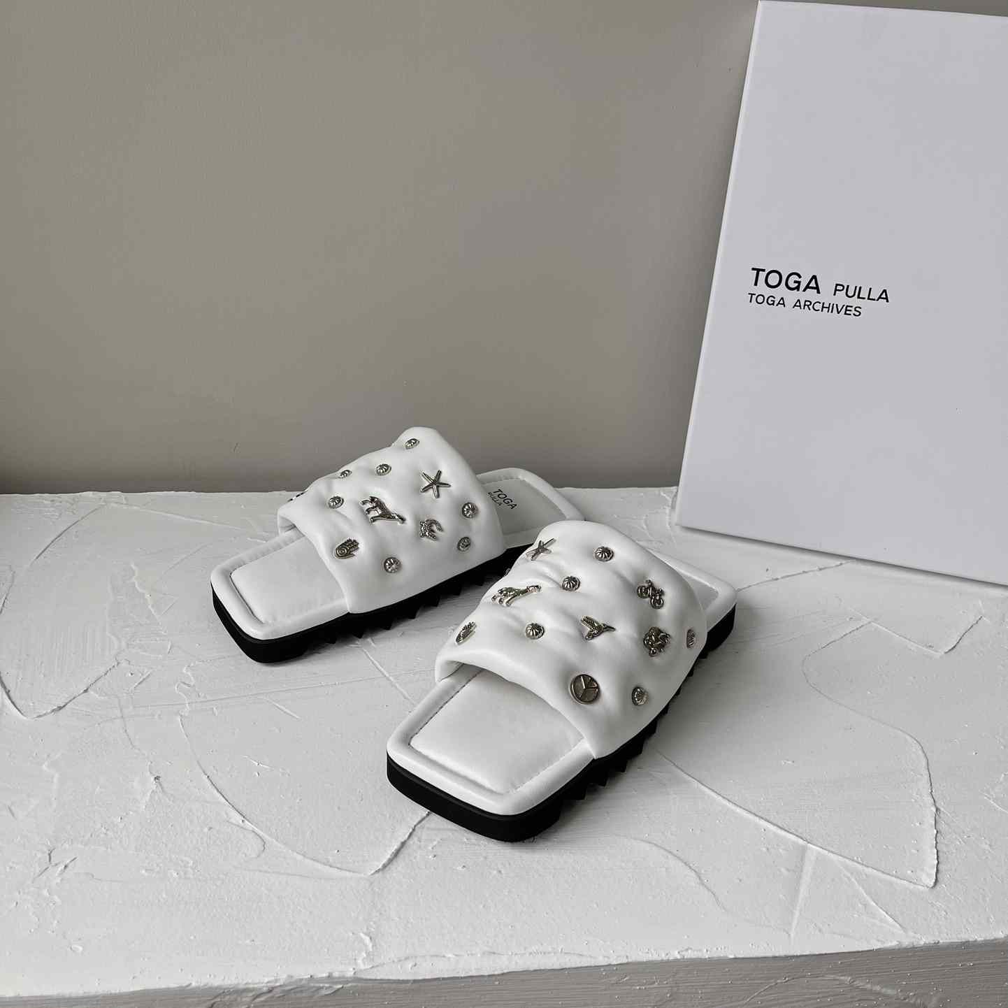 Toga Virilis Leather Slides - PerfectKickZ