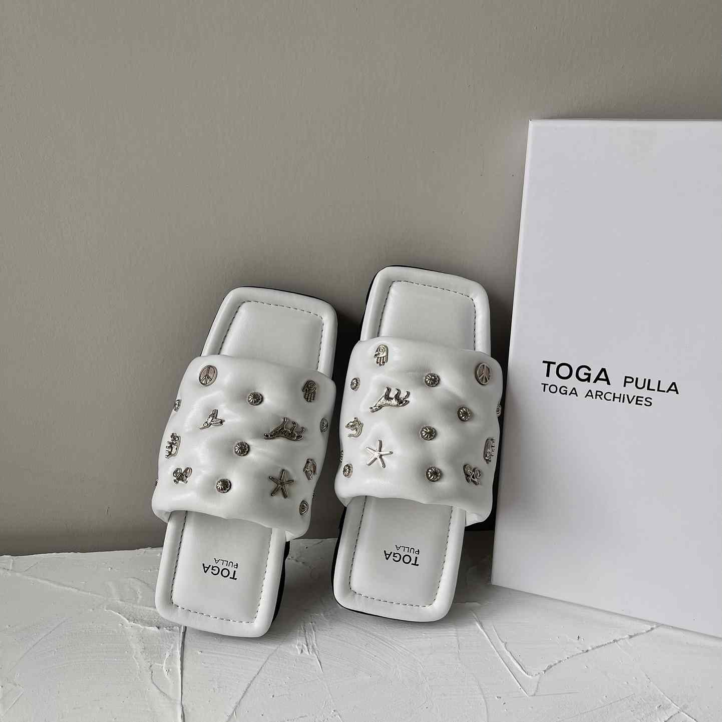Toga Virilis Leather Slides - PerfectKickZ