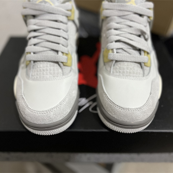 Air Jordan 4 SE Craft “Photon Dust”Sneaker      DV2262-021 - 