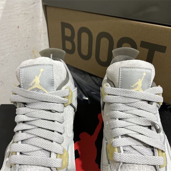 Air Jordan 4 SE Craft “Photon Dust”Sneaker      DV2262-021 - PerfectKickZ