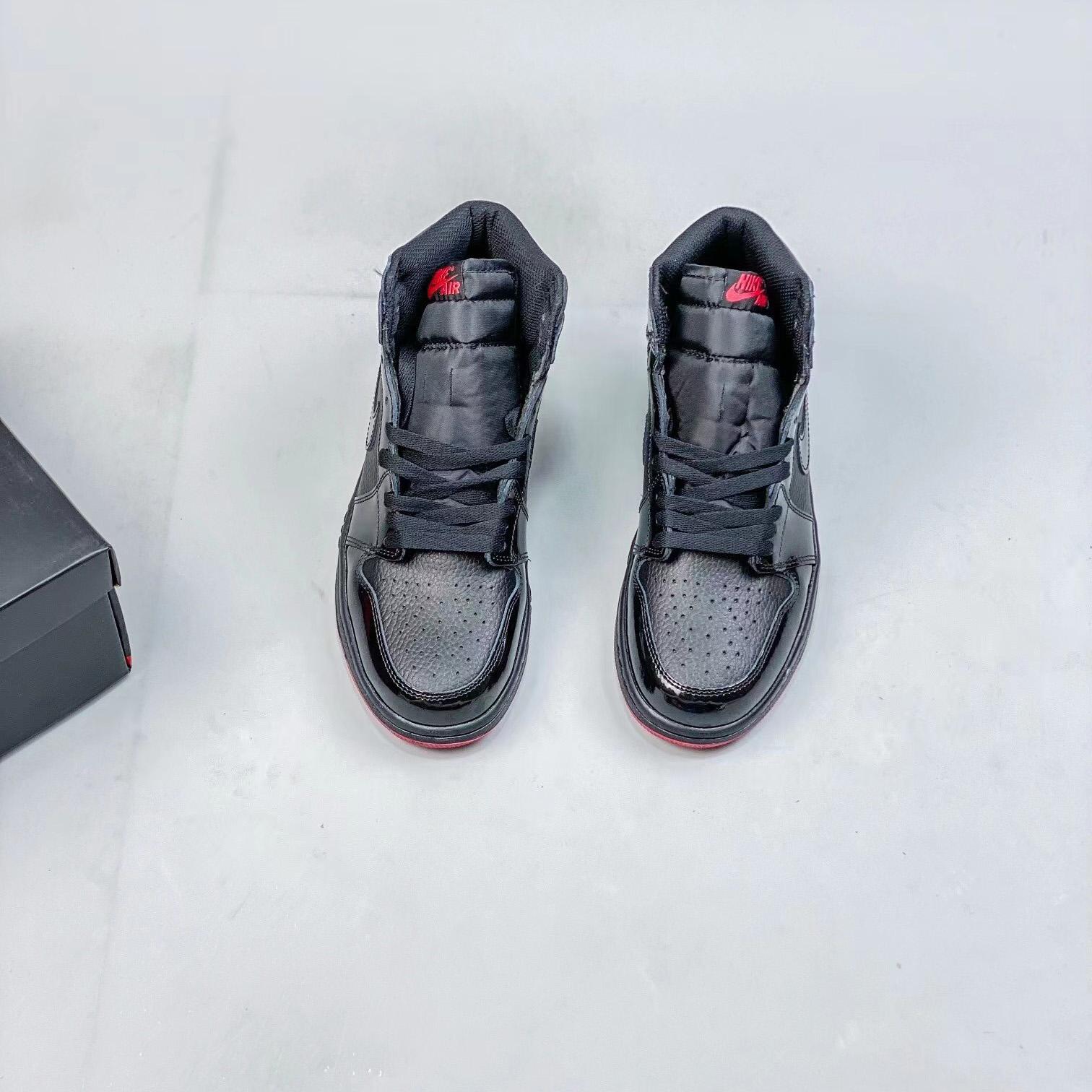 Air Jordan 1 Retro High OG " SP Gina "  Sneaker      cd7071-001 - 