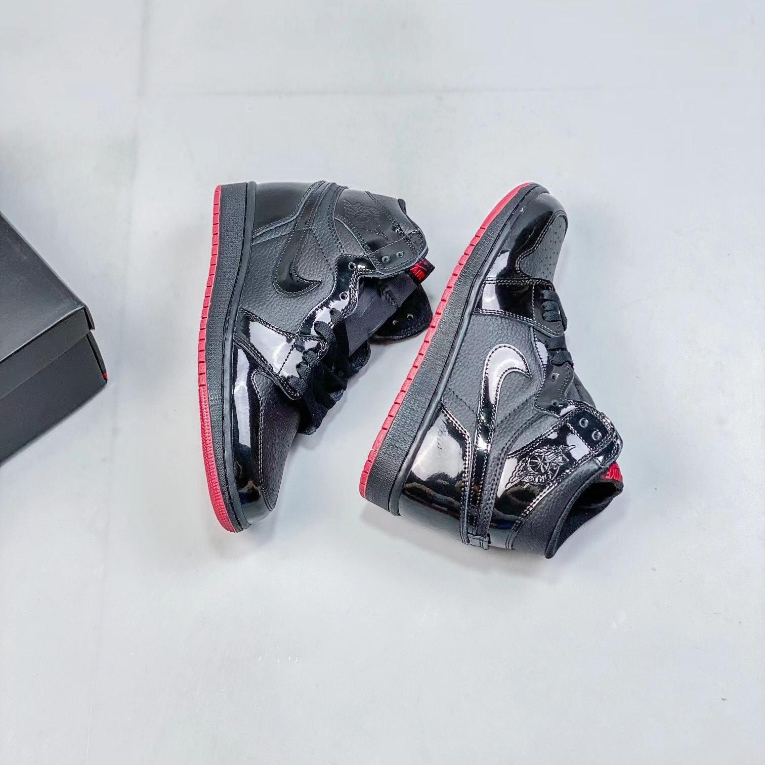 Air Jordan 1 Retro High OG " SP Gina "  Sneaker      cd7071-001 - 