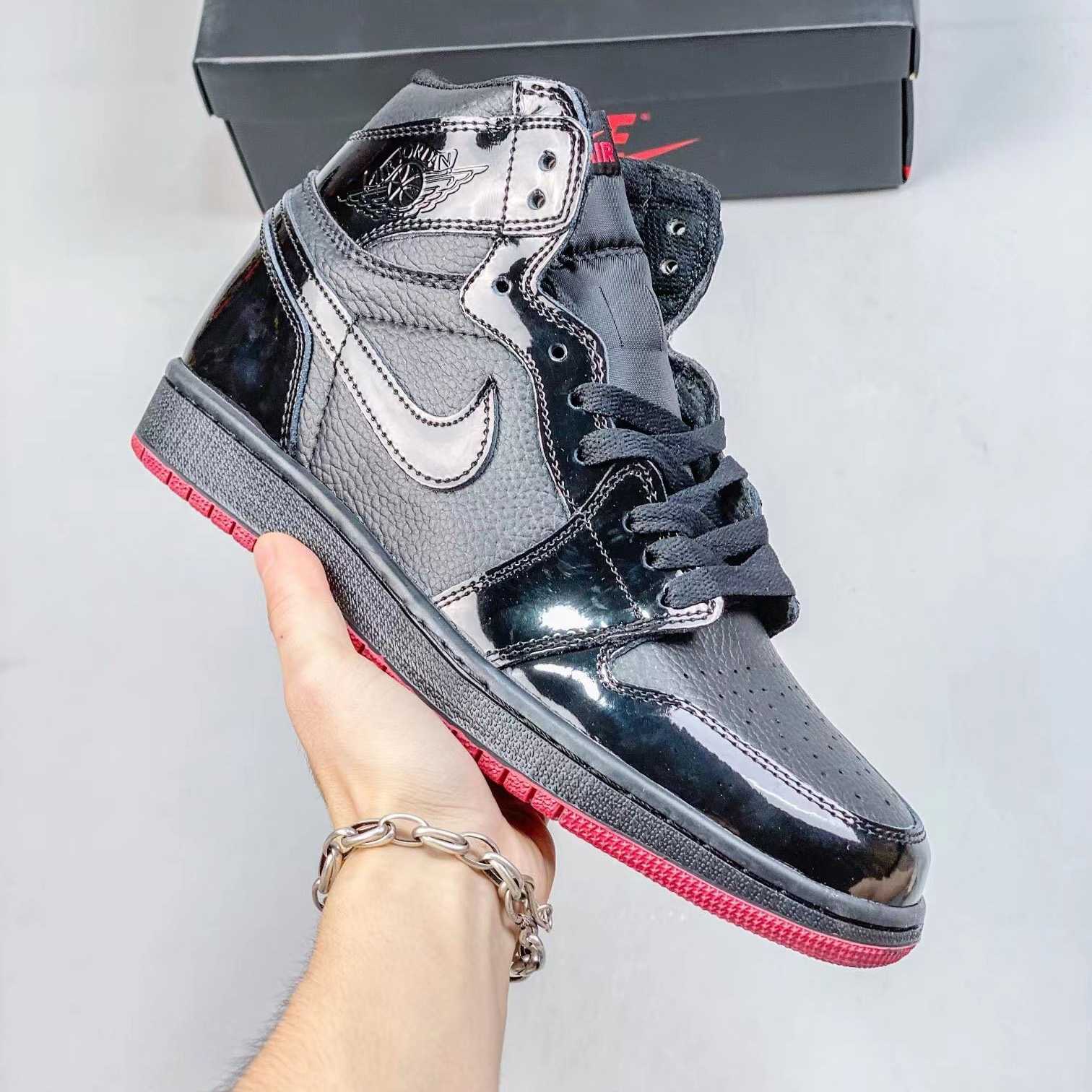 Air Jordan 1 Retro High OG " SP Gina "  Sneaker      cd7071-001 - PerfectKickZ
