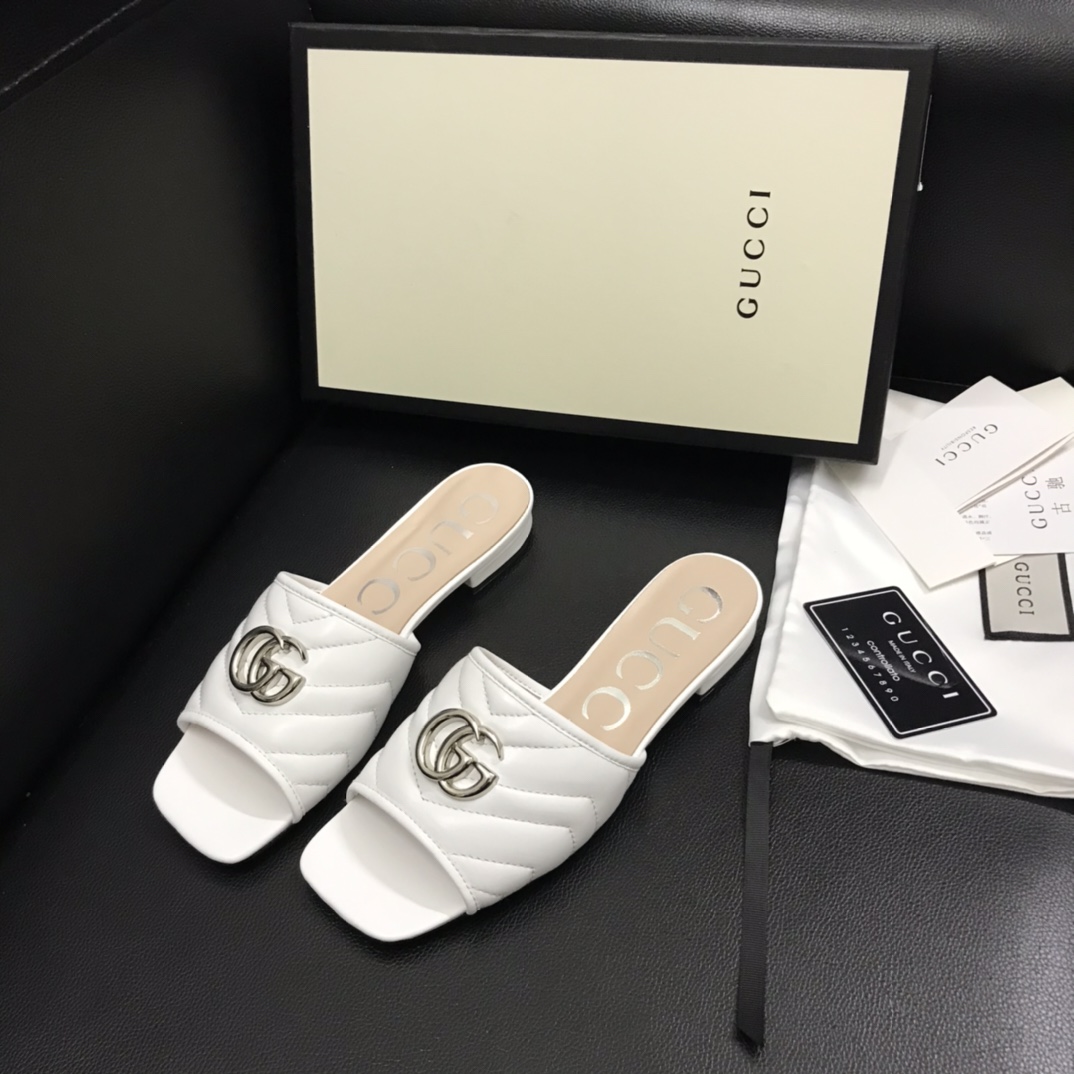 Gucci Women's Slide With Double G - PerfectKickZ