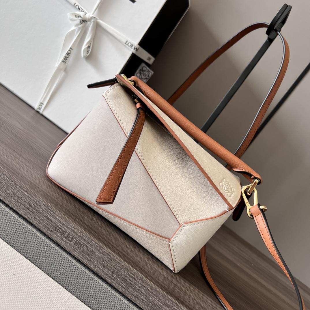 Loewe Mini Puzzle Edge In Nappa Calfskin - PerfectKickZ