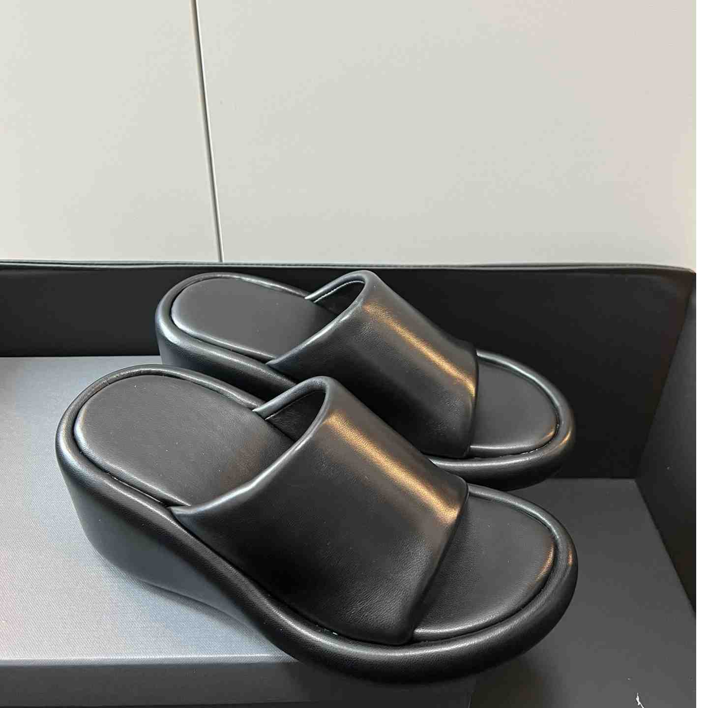 Balenciaga Black Rise Wedge Sandals - PerfectKickZ