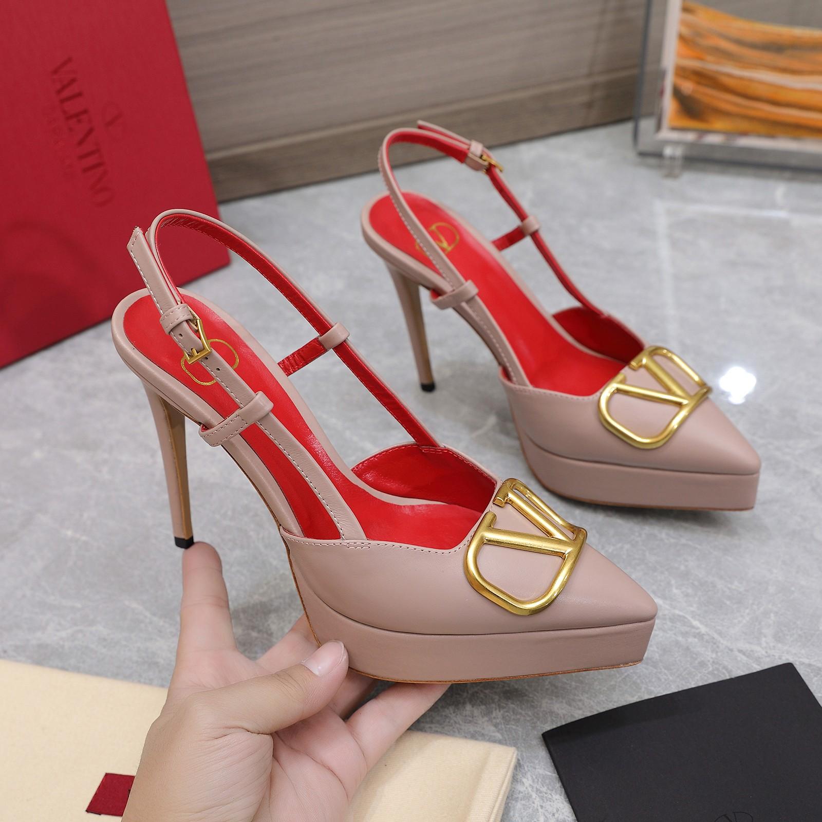 Valenti  VLogo Signature Calfskin Slingback Platform Pump - PerfectKickZ