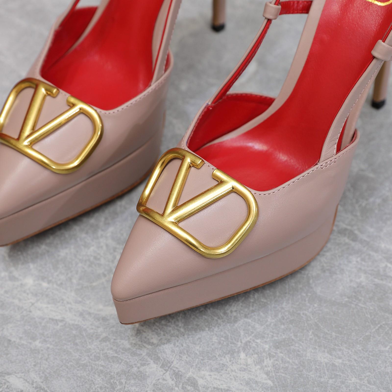 Valenti  VLogo Signature Calfskin Slingback Platform Pump - PerfectKickZ