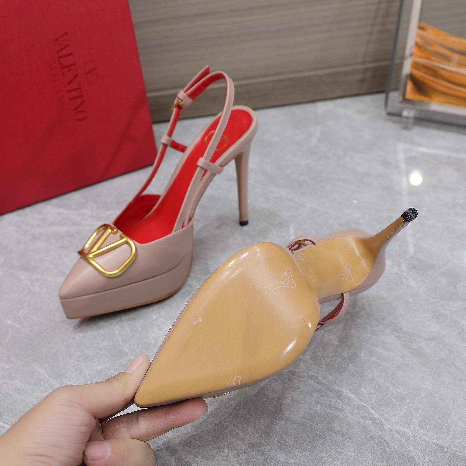 Valenti  VLogo Signature Calfskin Slingback Platform Pump - PerfectKickZ