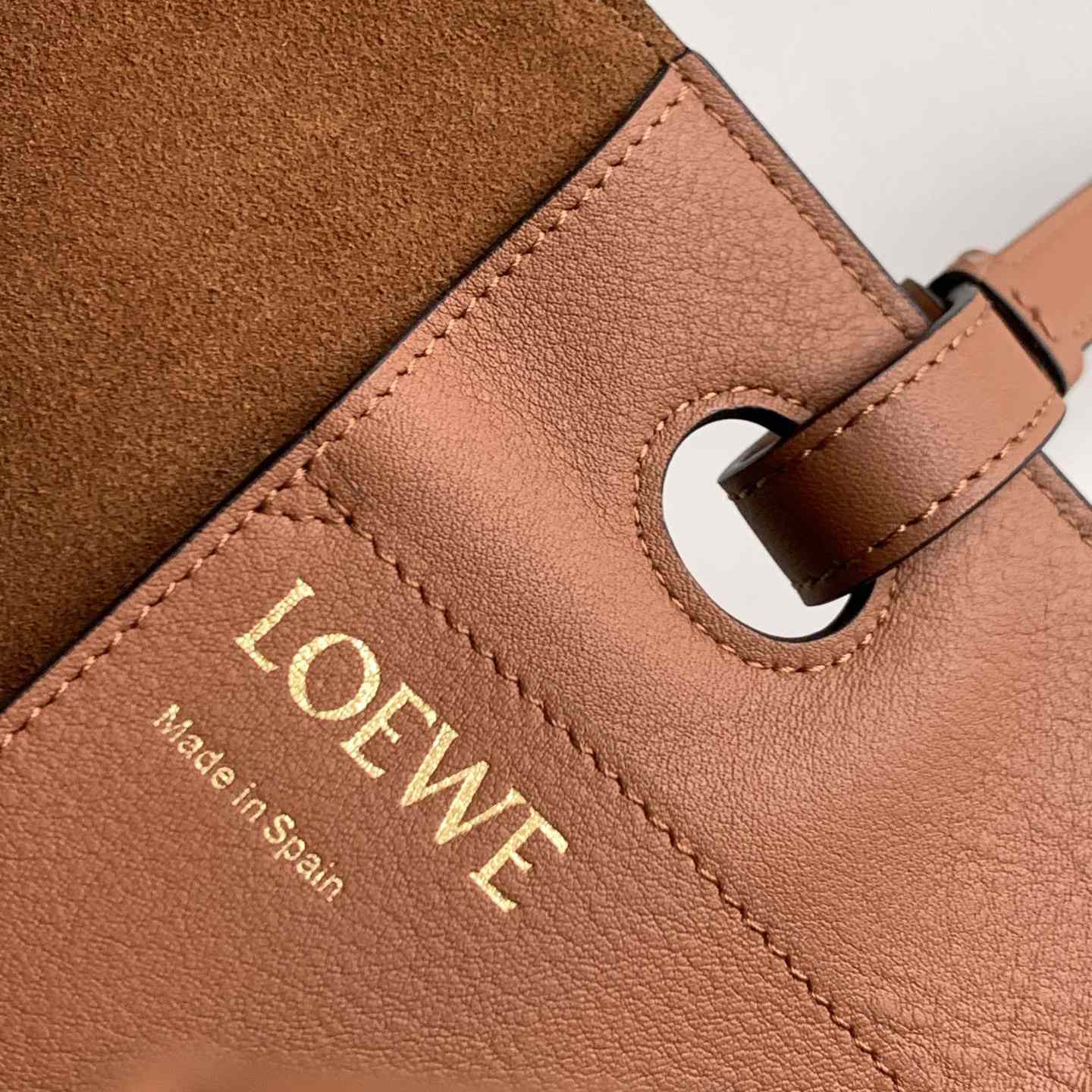 Loewe Small Anagram Tote Bag In Classic Calfskin - PerfectKickZ