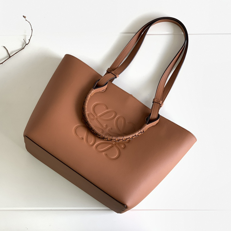 Loewe Small Anagram Tote Bag In Classic Calfskin - PerfectKickZ