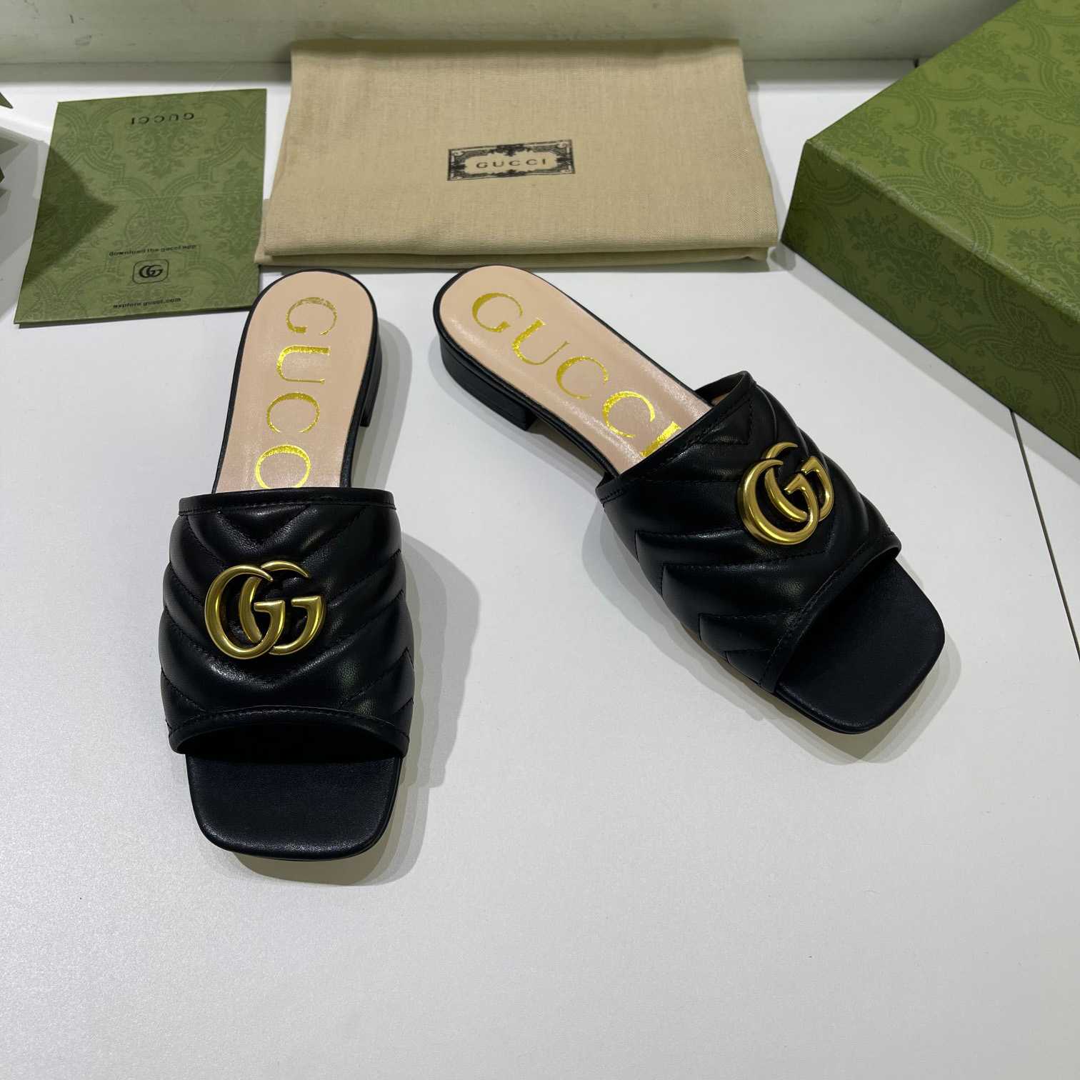 Gucci Women's Slide With Double G - PerfectKickZ