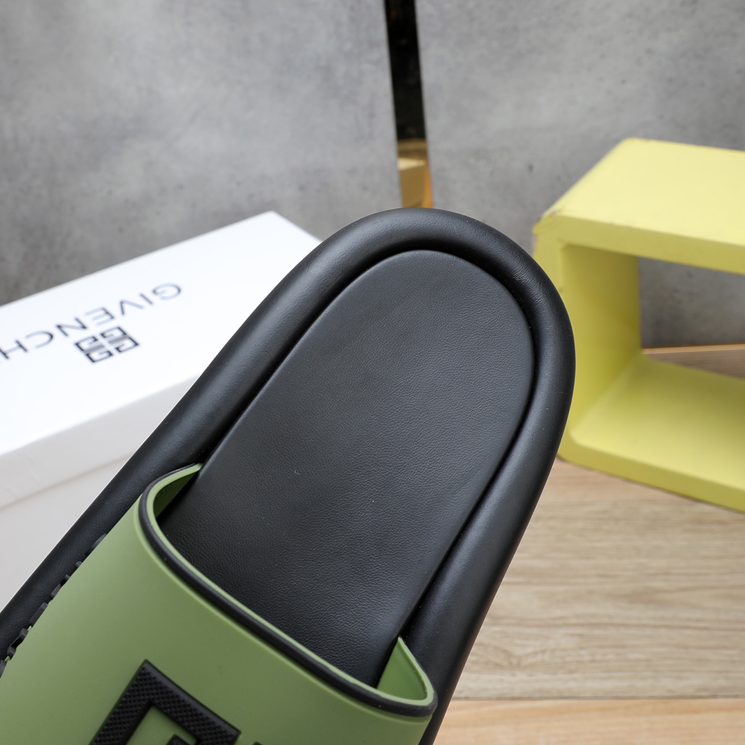 Givenchy 4G Logo Rubber Slides Sandals - PerfectKickZ
