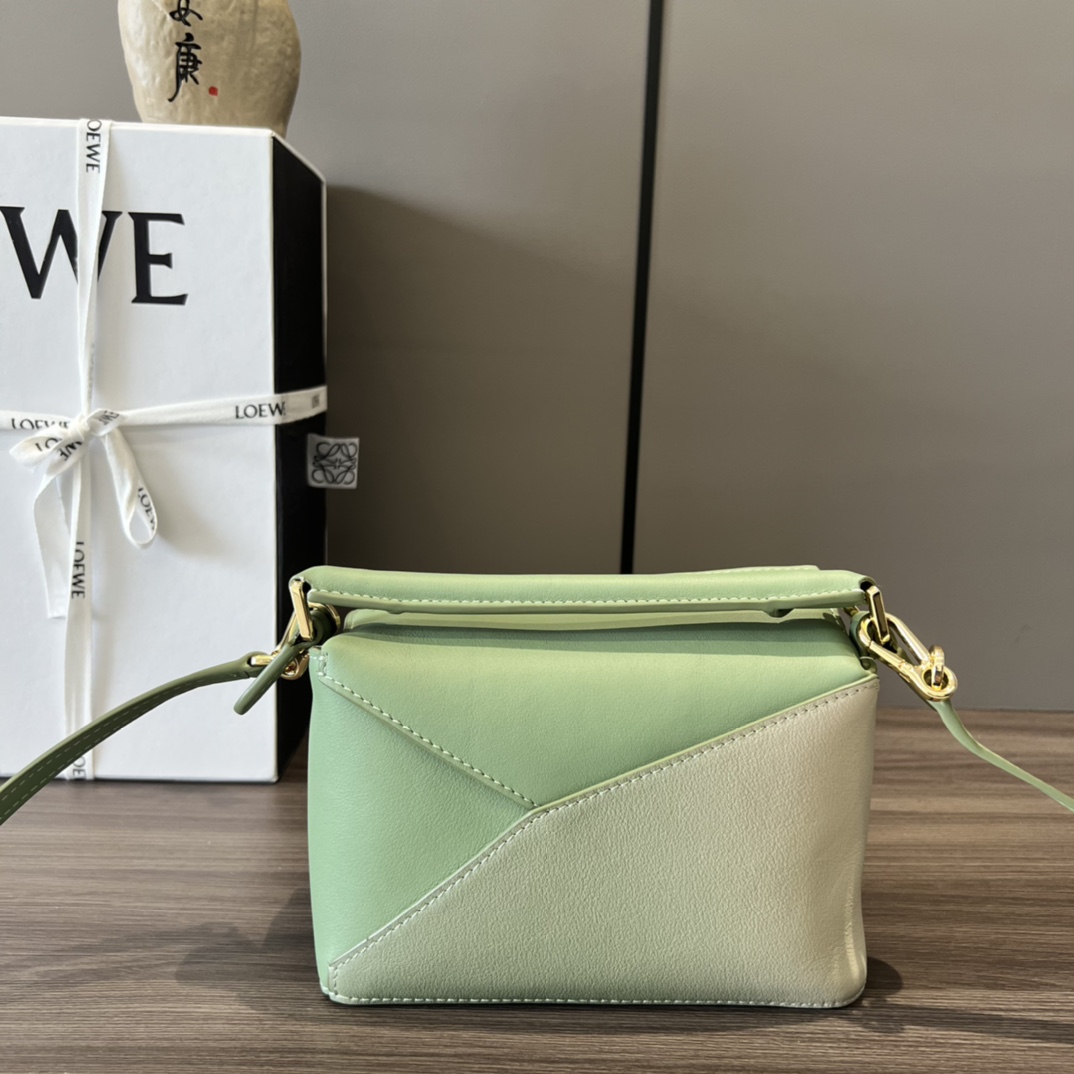 Loewe Mini Puzzle Edge Bag In degrade Nappa Calfskin - 