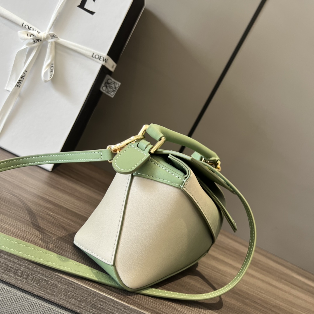 Loewe Mini Puzzle Edge Bag In degrade Nappa Calfskin - 