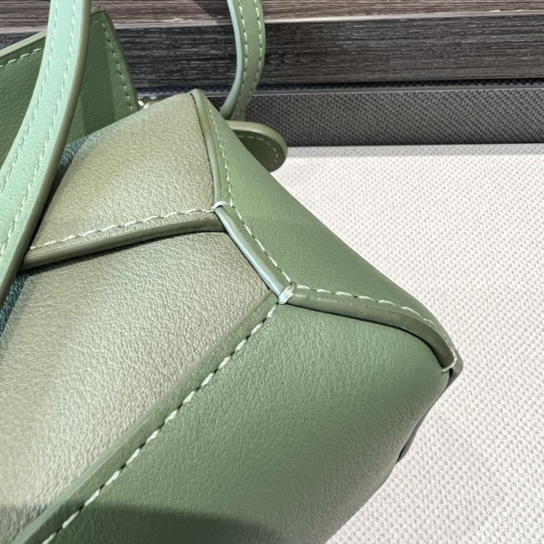 Loewe Mini Puzzle Edge Bag In degrade Nappa Calfskin - 