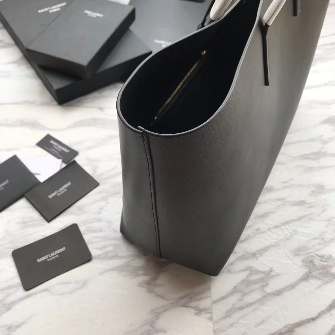 Saint Laurent Shopping Saint Laurent E/W In Supple Leather  - PerfectKickZ