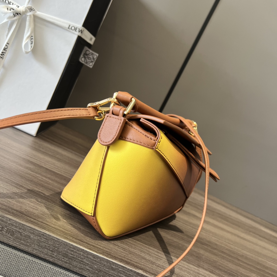 Loewe Mini Puzzle Edge Bag In degrade Nappa Calfskin - 