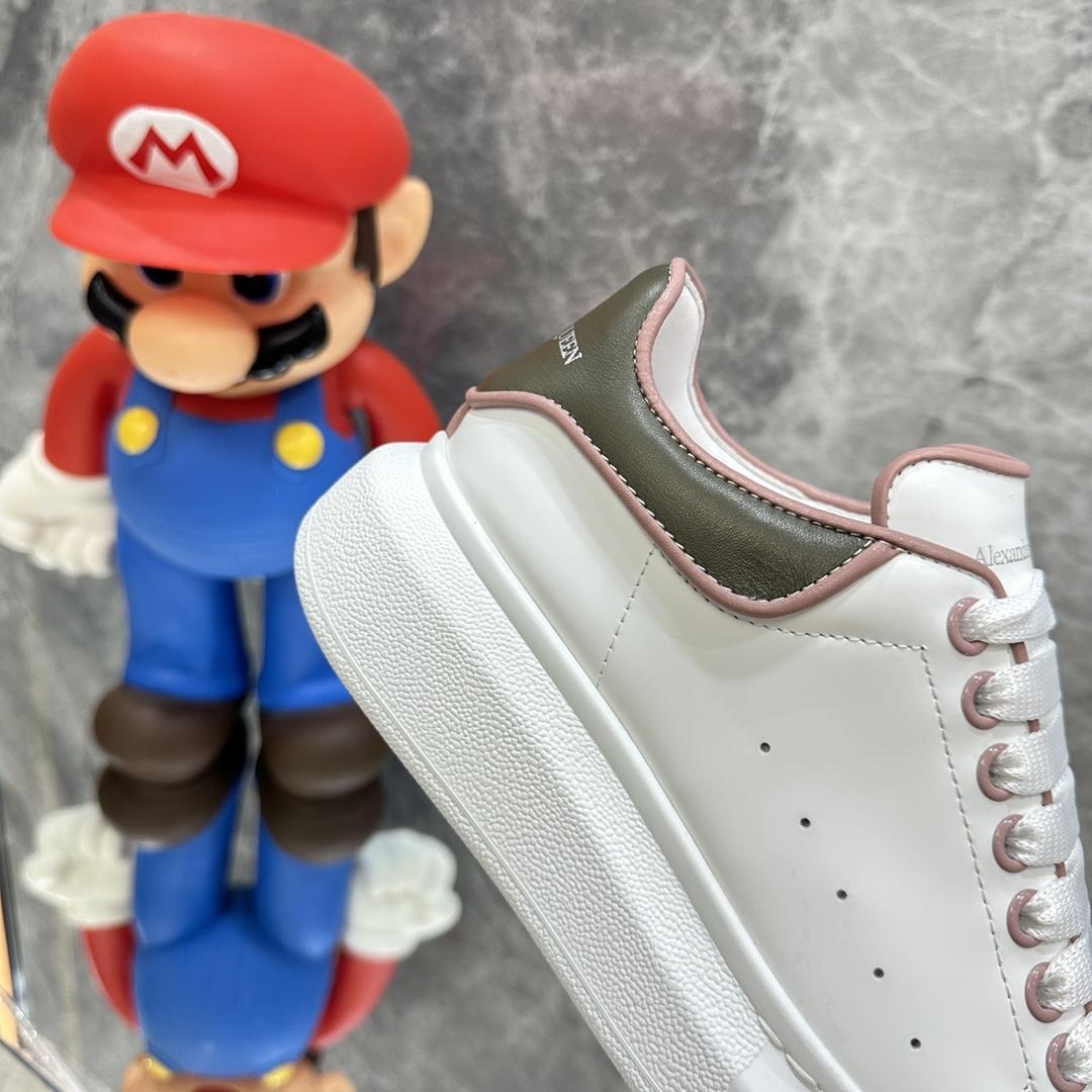 Alexander Mqueen Oversized Sneaker In White - PerfectKickZ