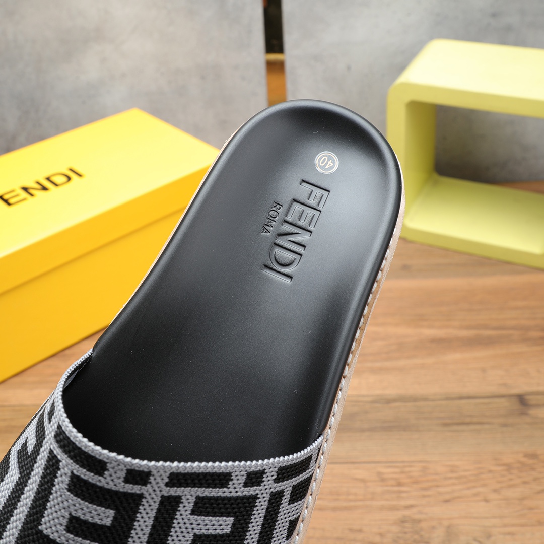 Fendi FF Logo Slides - 