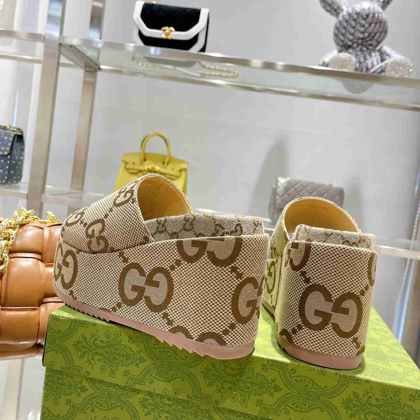 Gucci Women's Jumbo GG Platform Slide Sandal - PerfectKickZ