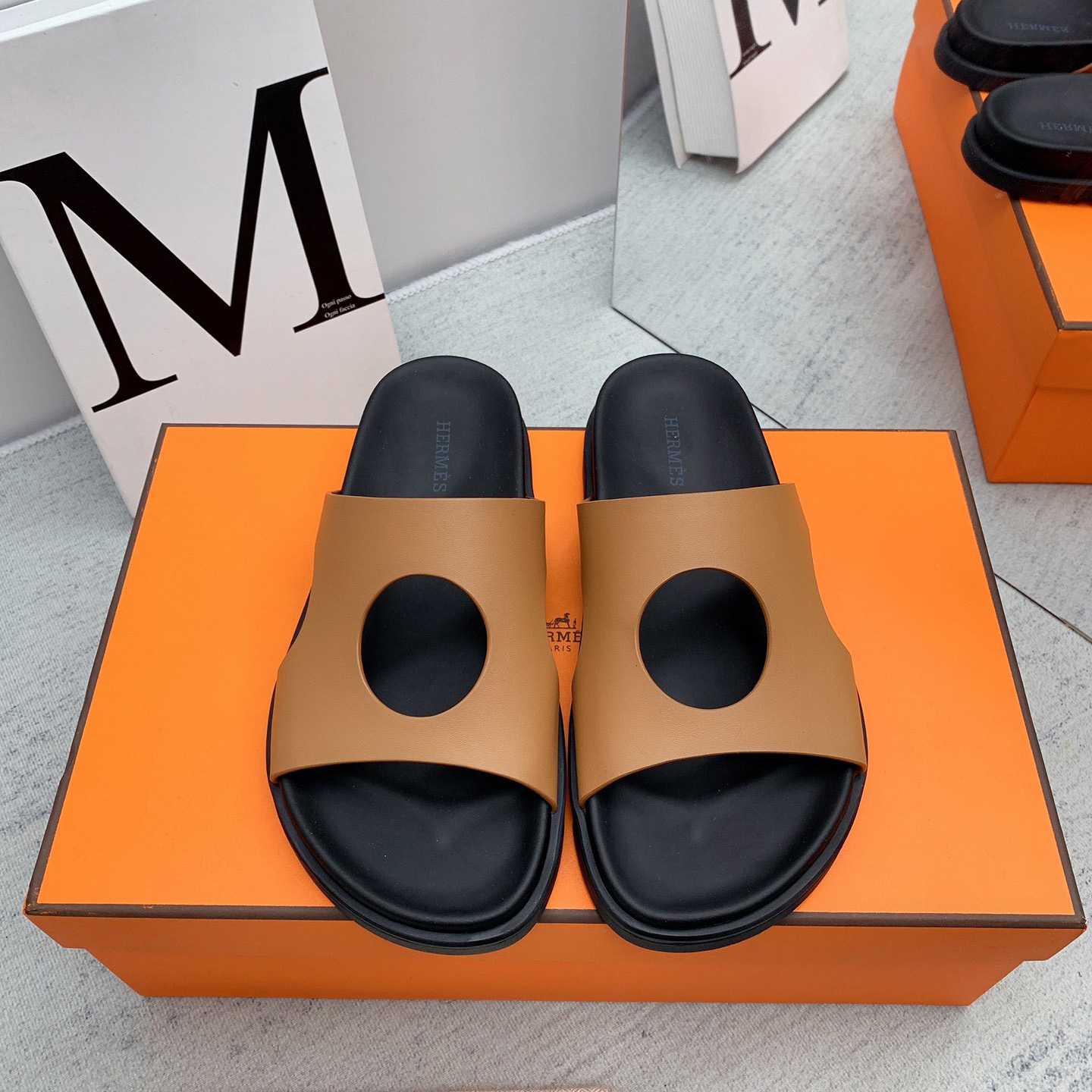 Hermes Edith Sandal - PerfectKickZ
