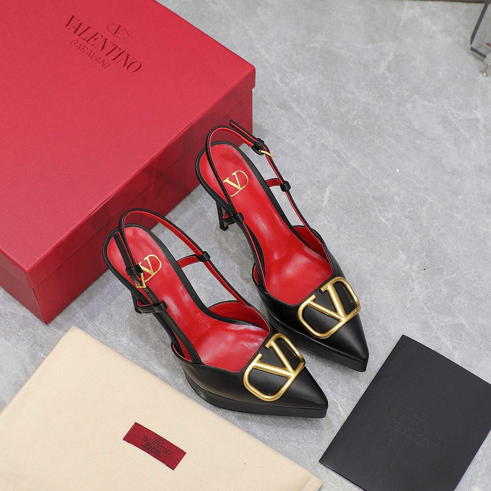 Valenti VLogo Signature Calfskin Slingback Platform Pump - PerfectKickZ