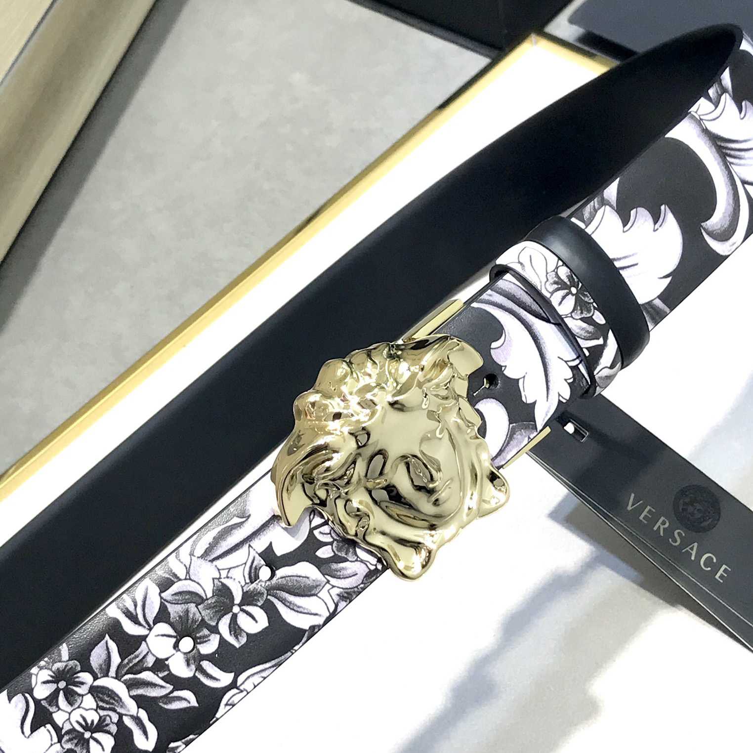 Versace La Medusa Silver Baroque Reversible Belt - PerfectKickZ