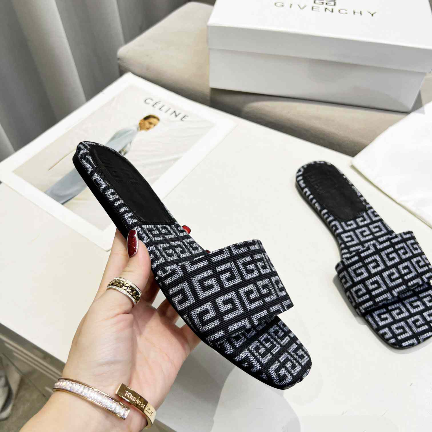 Givenchy 4G Flat Mule Sandals - PerfectKickZ