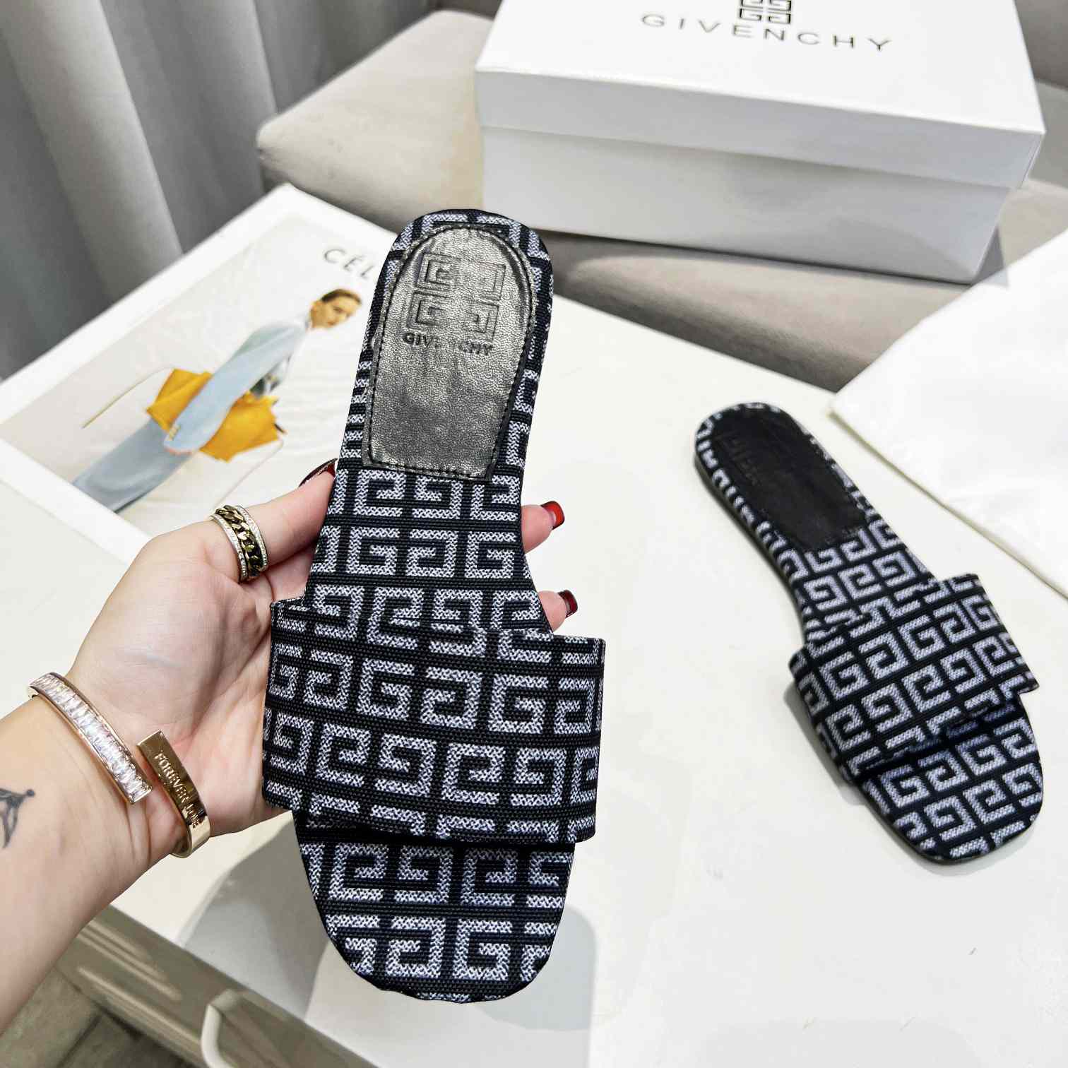 Givenchy 4G Flat Mule Sandals - PerfectKickZ