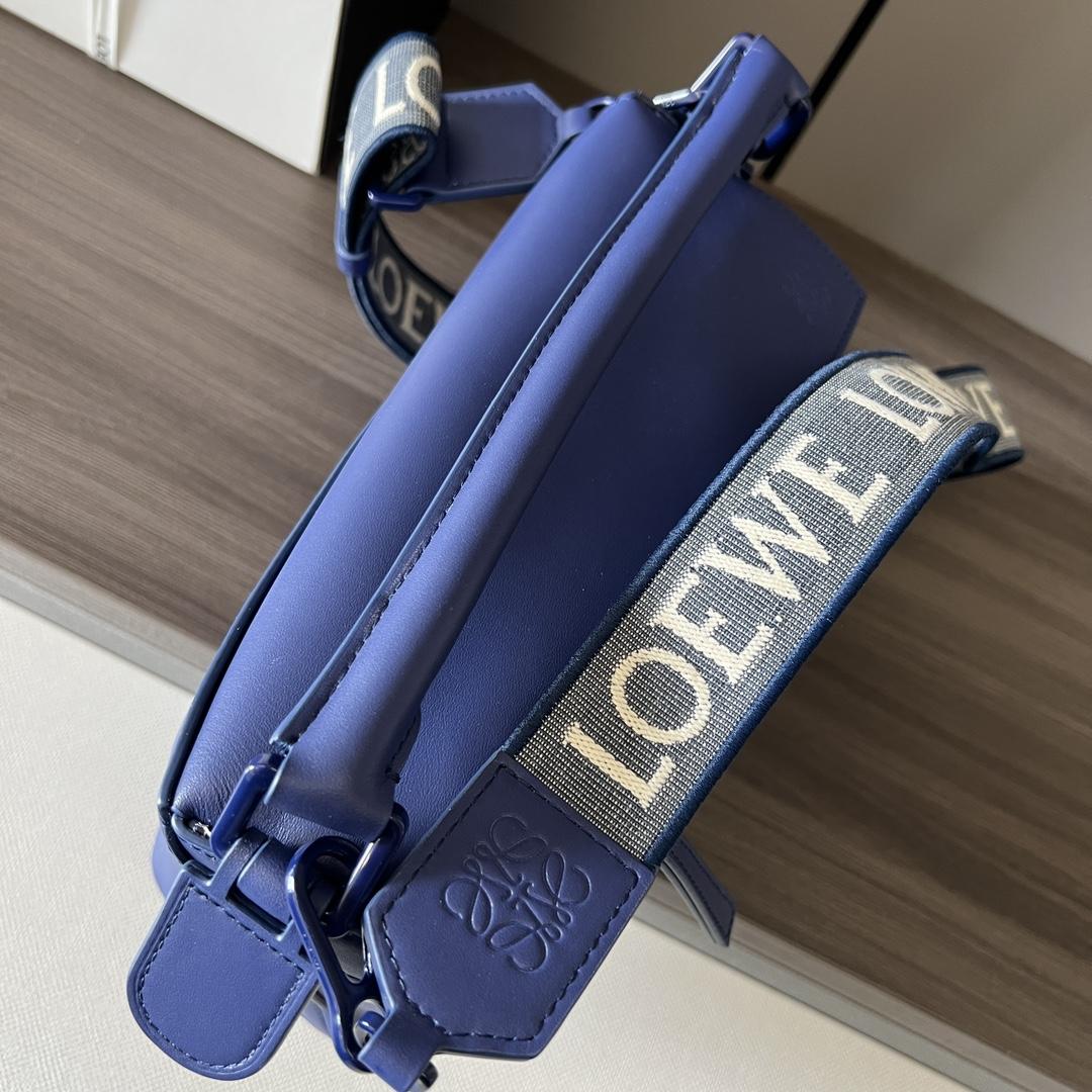Loewe Small Puzzle Edge Bag In Satin Calfskin - PerfectKickZ