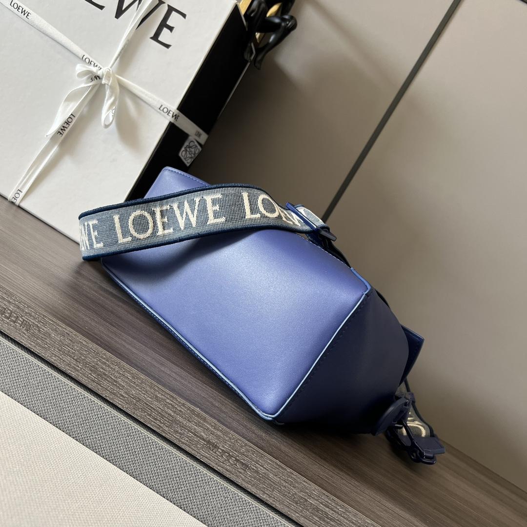 Loewe Small Puzzle Edge Bag In Satin Calfskin - PerfectKickZ