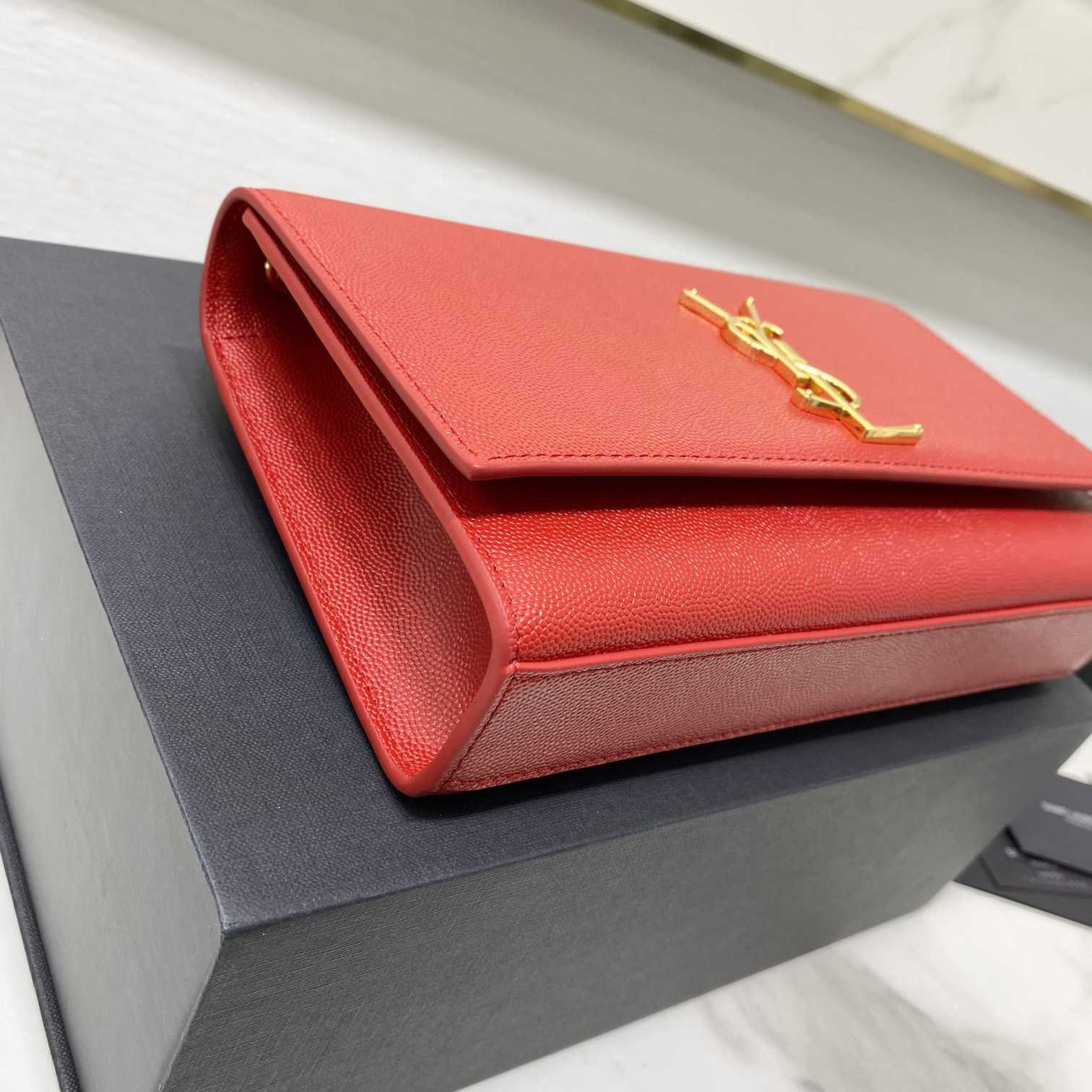 Saint Laurent Kate Medium Chain Bag In Grain De Poudre Embossed Leather - PerfectKickZ