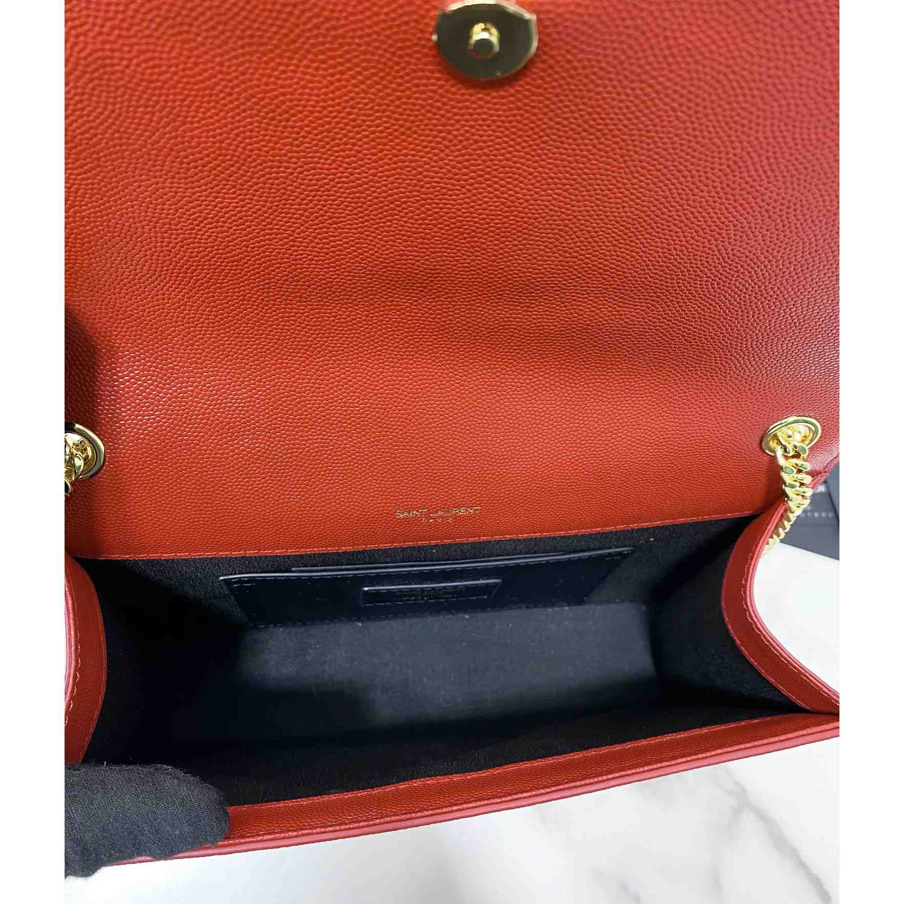 Saint Laurent Kate Medium Chain Bag In Grain De Poudre Embossed Leather - PerfectKickZ
