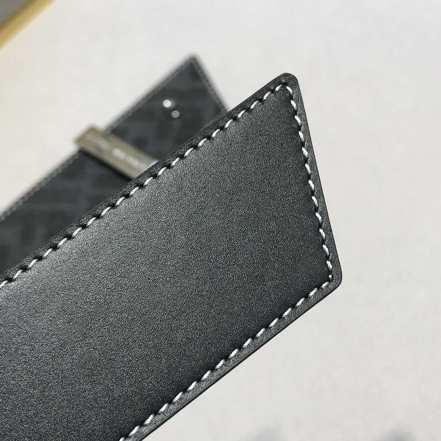 Fendi Black Leather Belt - PerfectKickZ