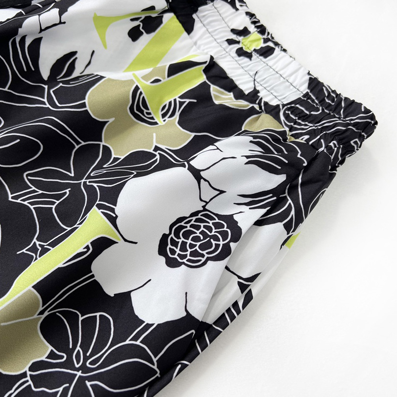 Amiri Flower Shorts - PerfectKickZ