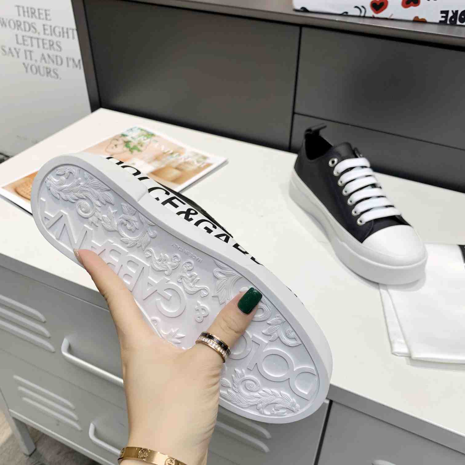 Dolce & Gabbana Calfskin Portofino Light Sneakers With Logo-Detailed Plate And Logo Print - PerfectKickZ