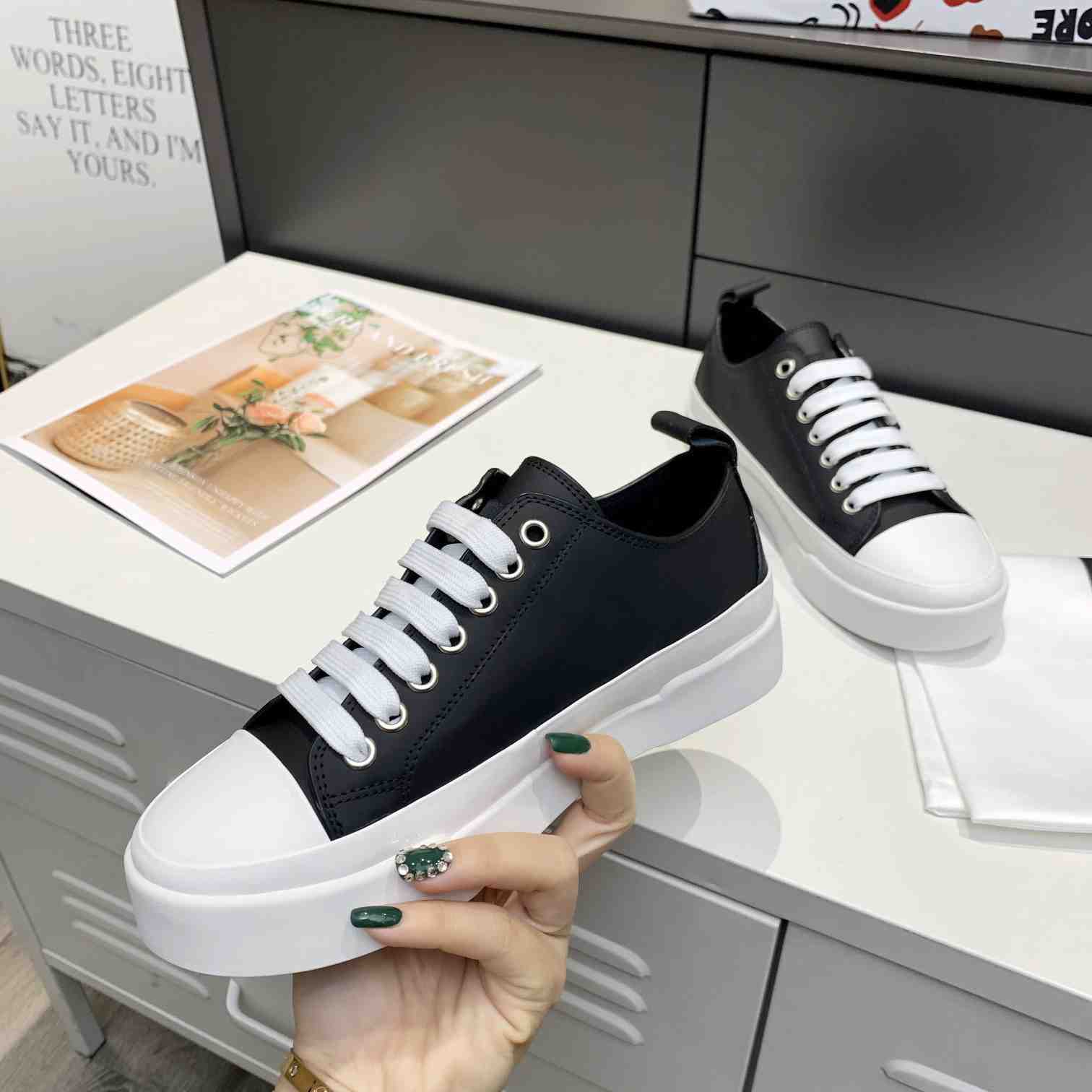 Dolce & Gabbana Calfskin Portofino Light Sneakers With Logo-Detailed Plate And Logo Print - PerfectKickZ