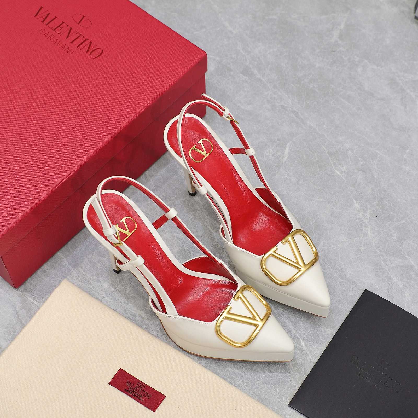Valenti VLogo Signature Calfskin Slingback Platform Pump - PerfectKickZ